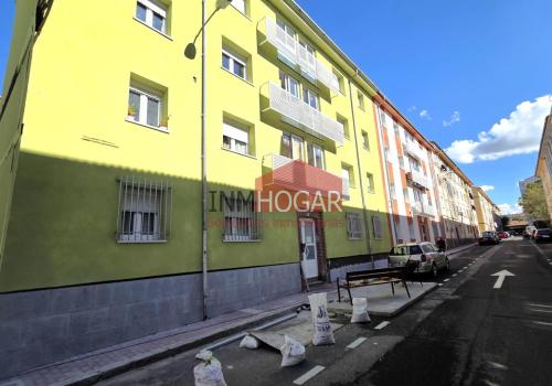 Homes in Ávila