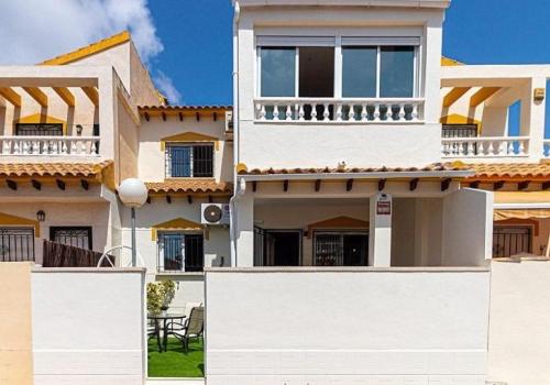 Дом на продажу в Los Balcones y los Altos - CG657727 Дом на продажу в Los Balcones y los Altos - CG657727