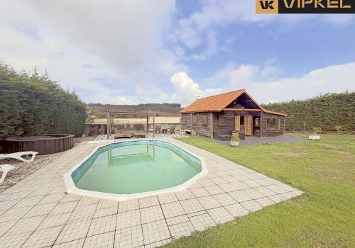 Properties in Carral