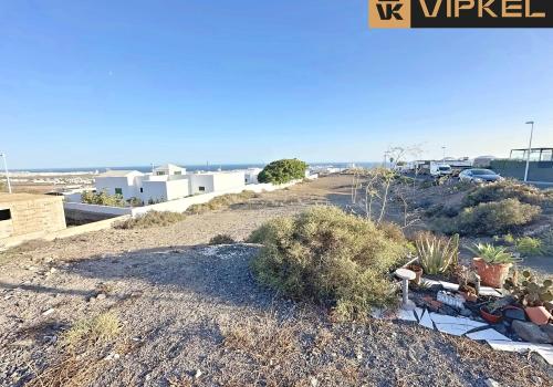 Plots in San Bartolomé