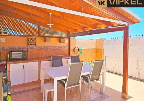 Properties in Arona