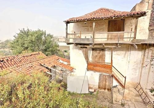 Properties in Arona