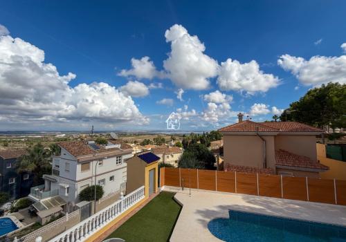 Properties in San Miguel de Salinas