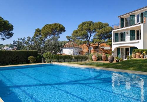 Properties in Girona