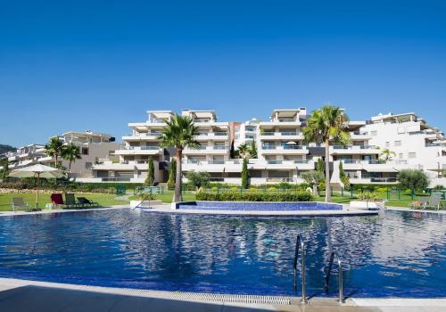 Apartment for sale in San Pedro de Alcántara, Marbella - R5257051 Apartment for sale in San Pedro de Alcántara, Marbella - R5257051