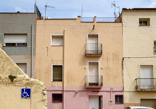 Homes in Santa Bàrbara