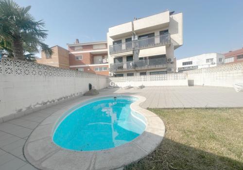 Properties in Albatàrrec