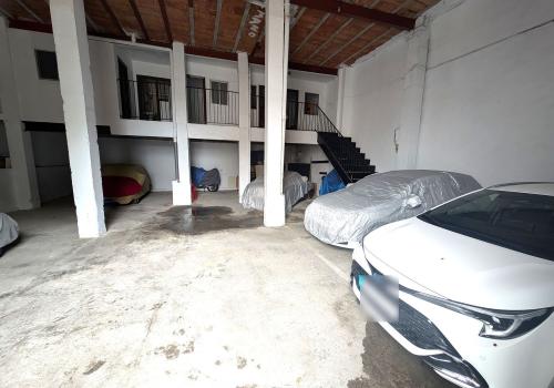 Properties in Olvera