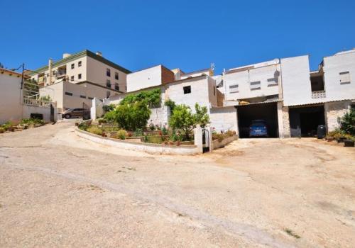Lands in Málaga