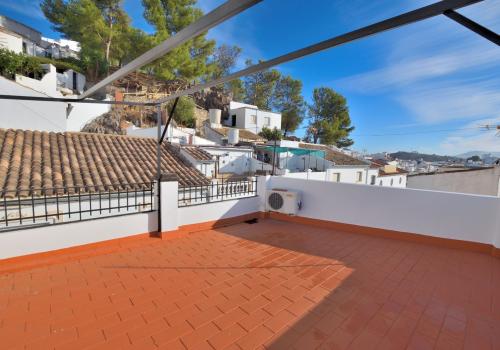 Properties in Olvera
