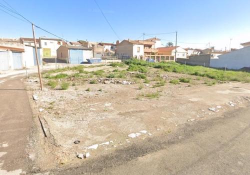 Properties in Lorca