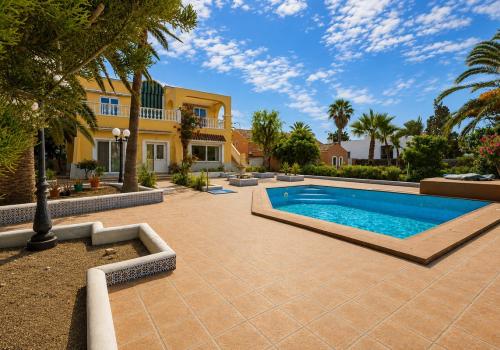 Chalets in Almería