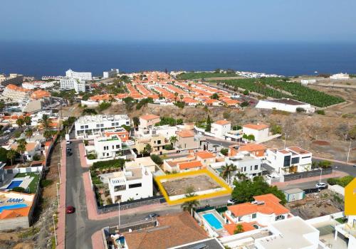 Plots in Adeje