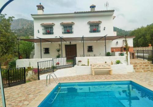 Villas en Álora