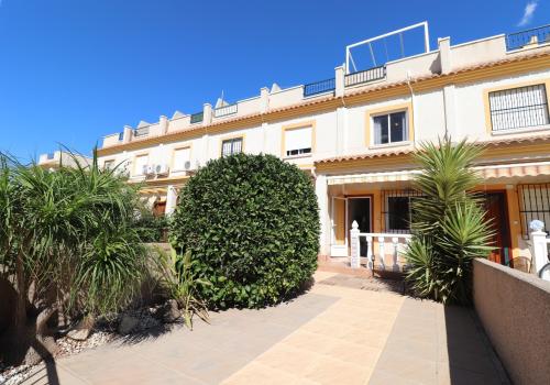 Chalets in Algorfa