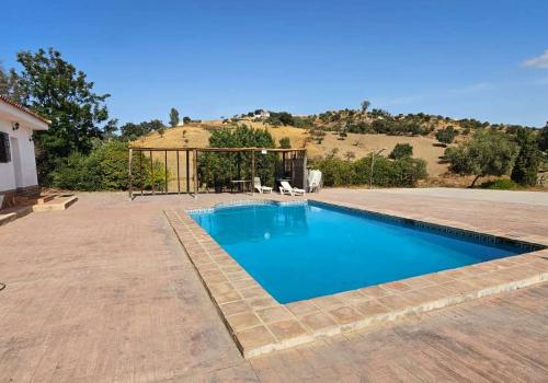 Villa for sale in Cártama - 1424