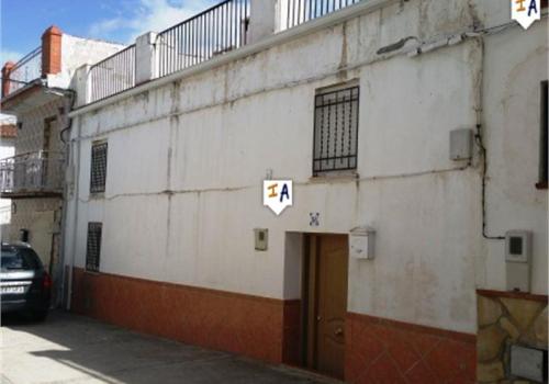 Houses in Agrón
