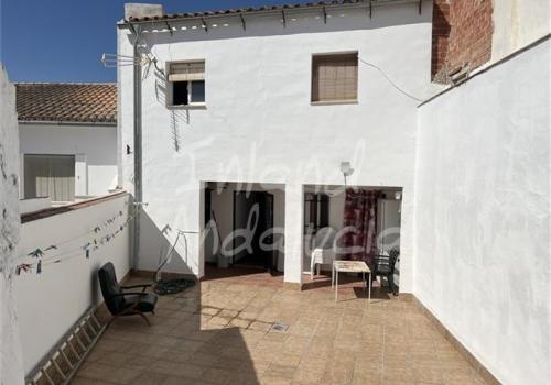 Properties in Baena