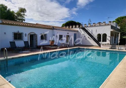 Villas in Marchena