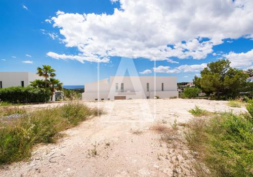 Lands in Moraira