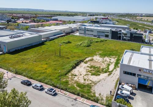 Properties in Parla