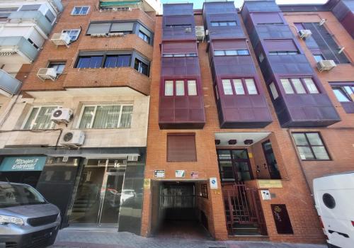 Garages for Rent in Madrid
