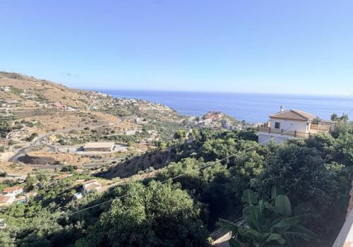 Homes for Rent in Almuñécar
