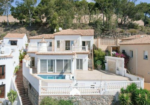 Properties in Granada