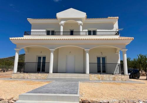 Villas A Estrenar en Pinoso