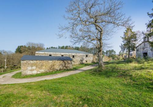 Properties in Lugo