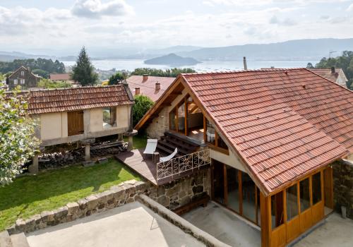 Homes in Poio