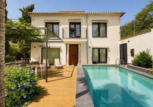 Homes in Granada