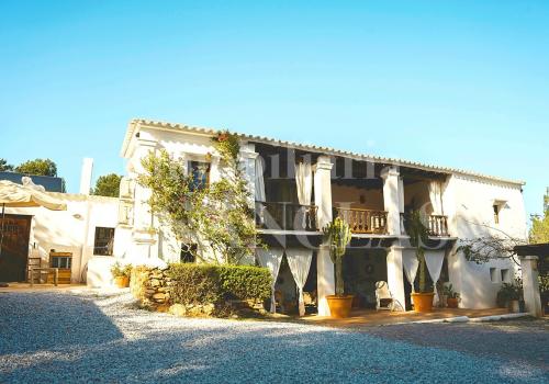 Properties in Sant Josep de sa Talaia