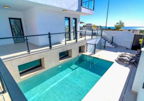 Villa till salu i Avda Pescia - Ctra de Frigiliana - JG1116TPM Villa till salu i Avda Pescia - Ctra de Frigiliana - JG1116TPM
