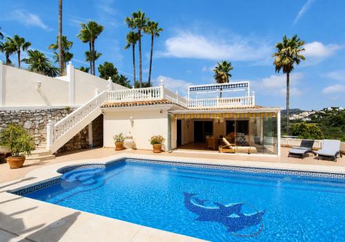 Villa for sale in Elviria - R5475772 Villa for sale in Elviria - R5475772