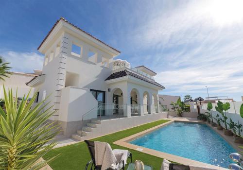 Villas A Estrenar en Rojales