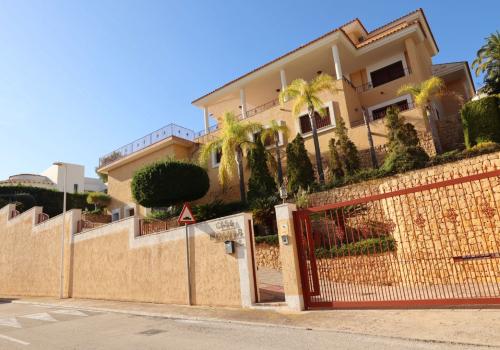 Homes in Altea