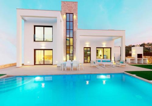 Brand new Homes in Finestrat
