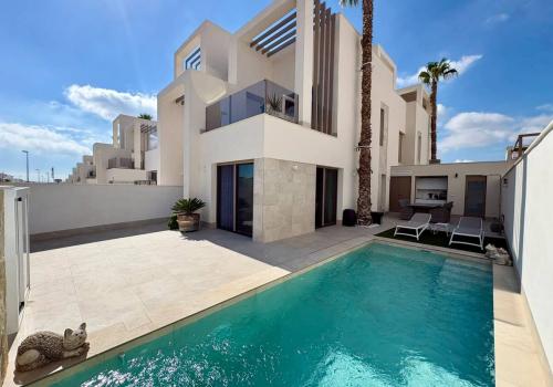 Properties in Rojales