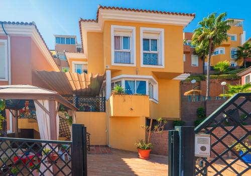 Houses in Benalmádena