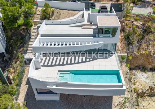 Properties in Altea