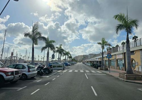Commercial in Las Palmas