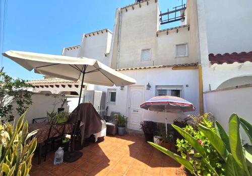 Bungalow for sale in Los Balcones - Los Altos del Edén, Torrevieja - AA-3674