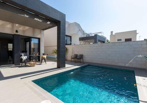 Chalet zum verkauf in Ciudad Quesada - AA-3727 Chalet zum verkauf in Ciudad Quesada - AA-3727