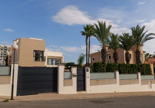 Brand new Villas in Torrevieja