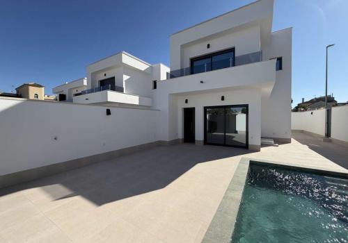 Properties in Almoradí