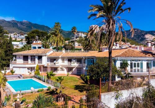 Villa for sale in Torremuelle, Benalmádena - DPIc346693