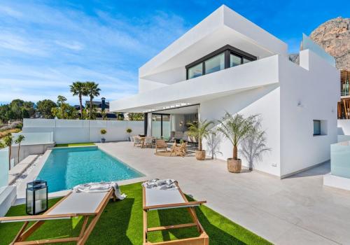 Villas in Polop