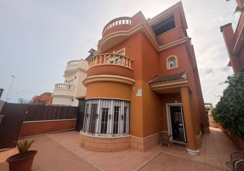 Villas in Almoradí