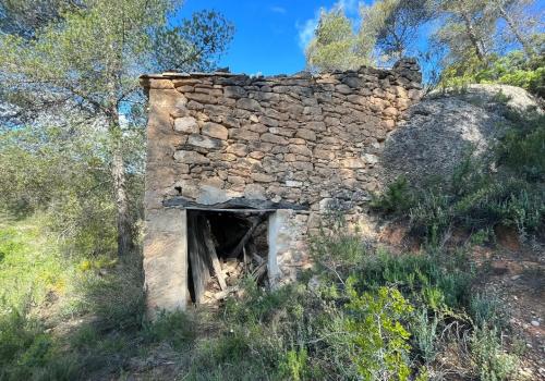 Country property for sale in La Fresneda - 17 INFI 2177